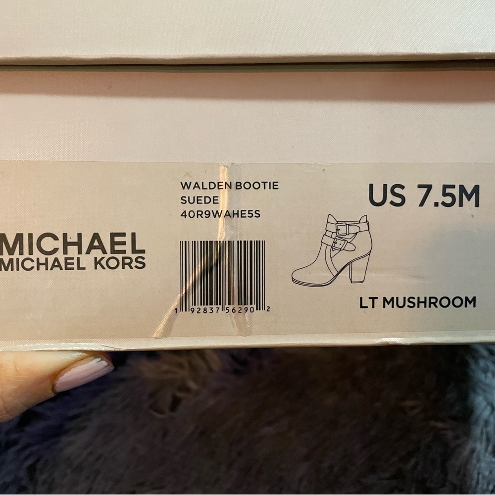 Mk Booties - image 7